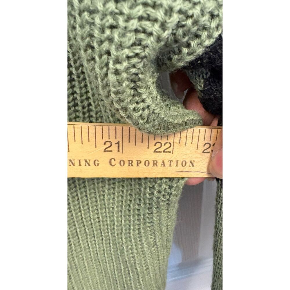 Camo Patterned Color Block Sweater NWT - image 5